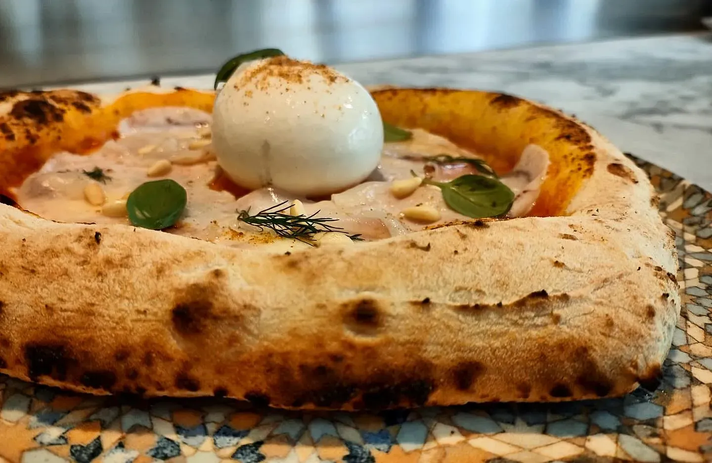 pizza artigianale lievitazione naturale ristorante Bergamo